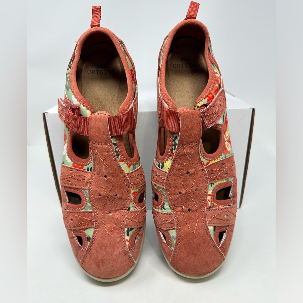 Earth Origins Effie Sandals Women's Size 11 Salmon Suede Slip-On Sneaker